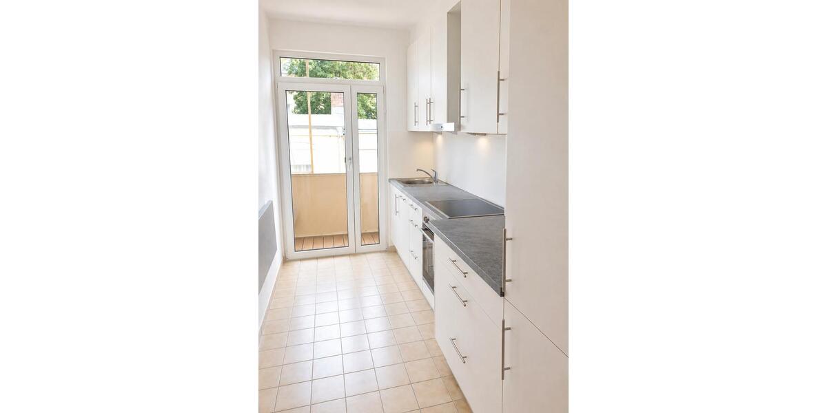 Dachgeschoßwohnung Stuttgart Stuttgart-Mitte - 2.5 Zimmer, 63 m&sup2;, 350.000&euro; | Angebot:26834060