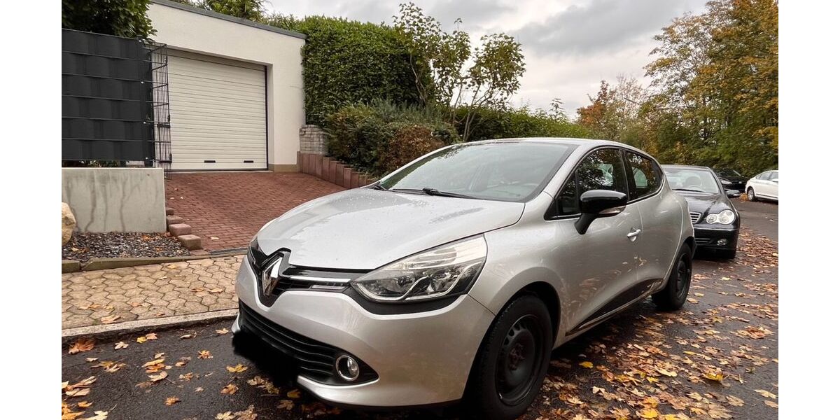 Renault Clio 175.000 km 4.800 &euro; Esslingen 73730