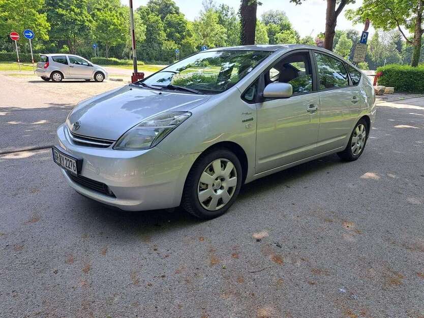 PRIUs