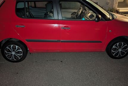 Skoda Fabia 95.656 km 4.100 &euro; Ludwigsburg 71640