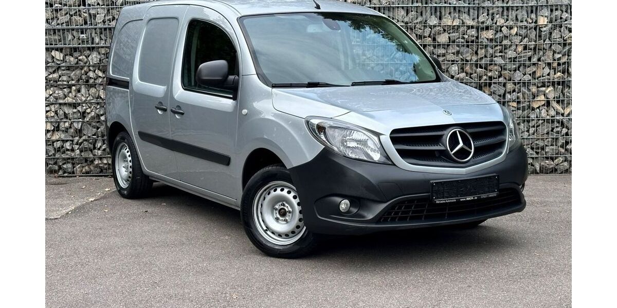 Mercedes-Benz Citan 152.760 km 9.996 &euro; Sindelfingen 71065