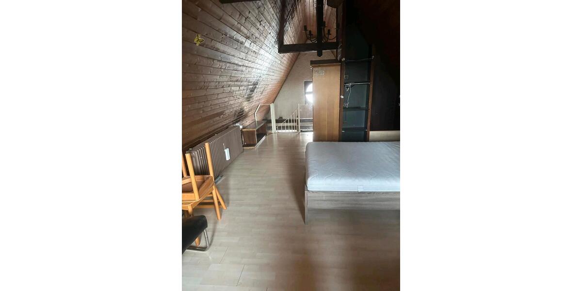 Maisonettenwohnung Stuttgart Zuffenhausen - 1 Zimmer, 100 m&sup2;, 1.400&euro; | Angebot:26444682