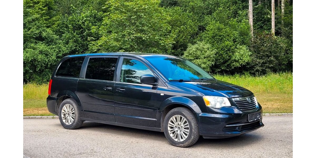 Lancia Voyager 156.000 km 10.999 &euro; Filderstadt - Bernhausen 70794