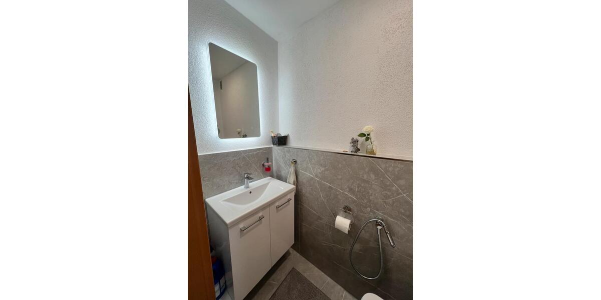 Mehrfamilienhaus, Wohnhaus Bietigheim-Bissingen Bissingen - 3.5 Zimmer, 87 m&sup2;, 269.000&euro; | Angebot:26980290
