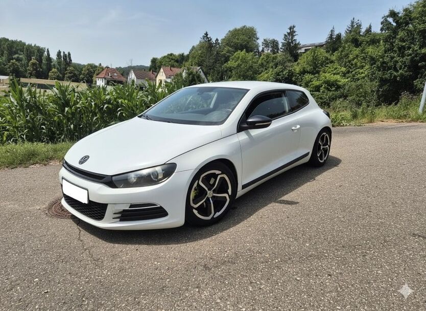 VW Scirocco 132.000 km 8.400 € Pliezhausen 72124
