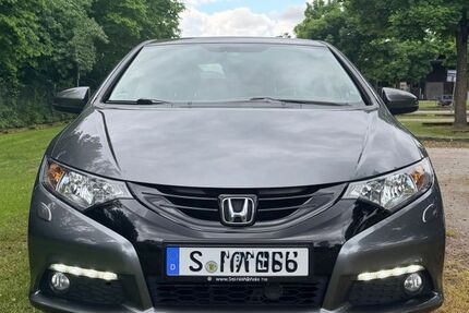 Honda Civic 136.000 km 8.490 &euro; stuttgart 70599