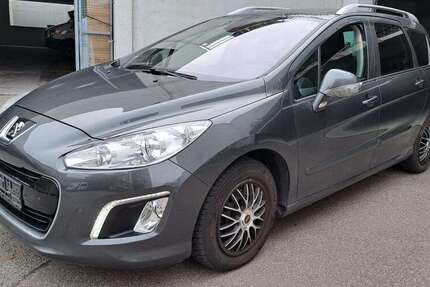 Peugeot 308 210.000 km 2.200 € Reutlingen 72766