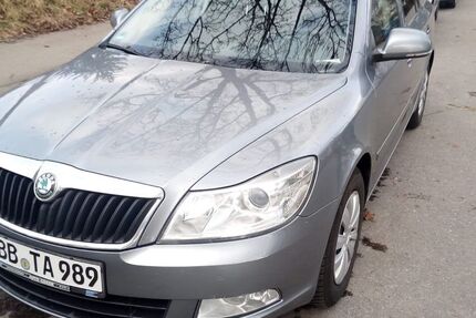 Skoda Octavia 228.000 km 3.000 &euro; Böblingen 71032