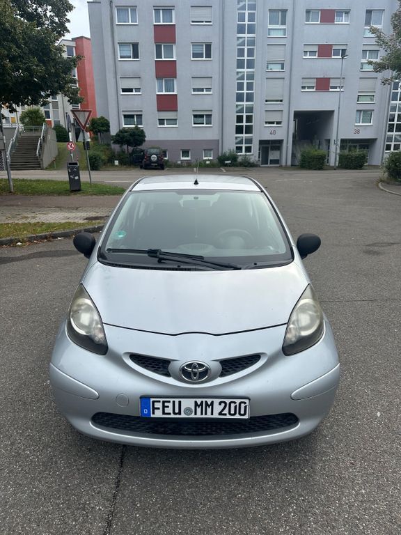 Aygo (X)