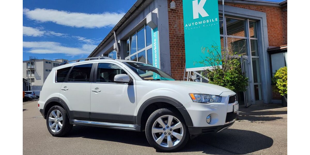 Mitsubishi Outlander 235.000 km 6.870 &euro; Stuttgart 70372