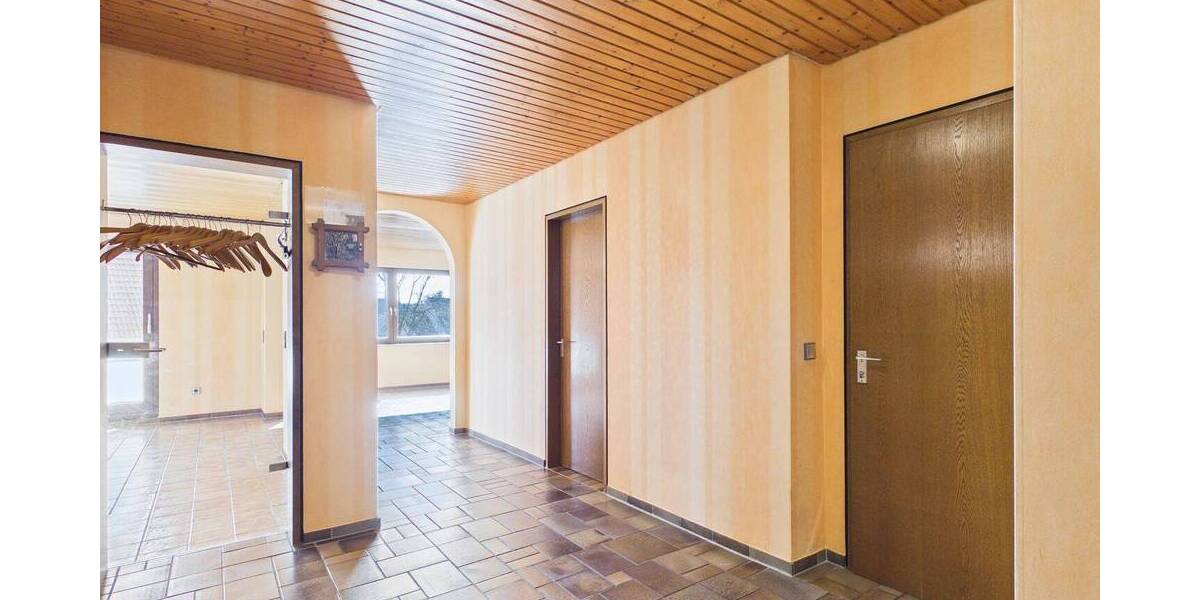 Einfamilienhaus Waiblingen Bittenfeld - 7 Zimmer, 202 m&sup2;, 780.000&euro; | Angebot:26156650