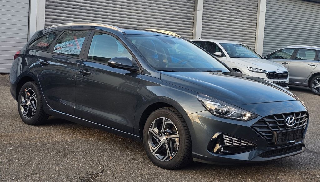 Hyundai i30 28.025 km 17.500 &euro; Leonberg 71229