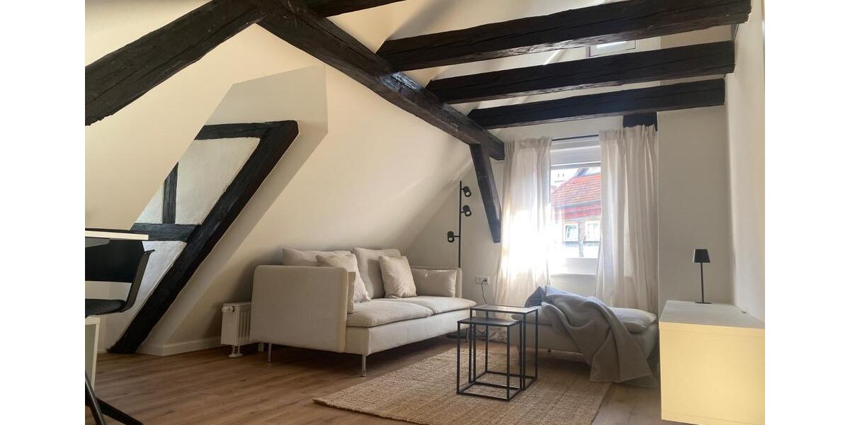 Dachgeschoßwohnung Kirchheim unter Teck - 2 Zimmer, 62 m&sup2;, 930&euro; | Angebot:25350397