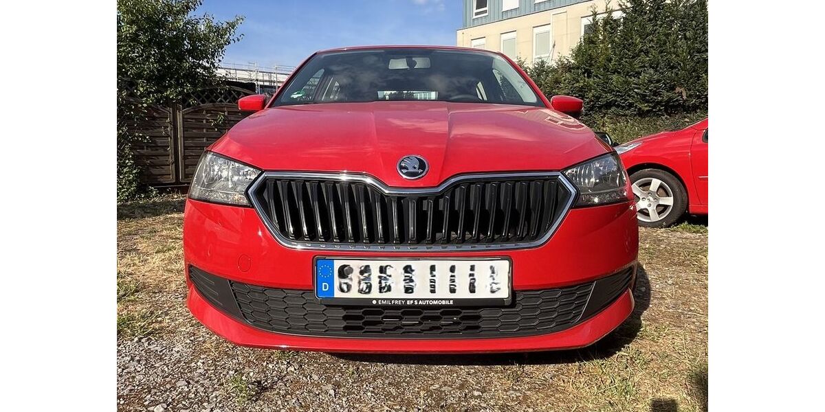 Skoda Fabia 87.200 km 8.490 &euro; Stuttgart 70435