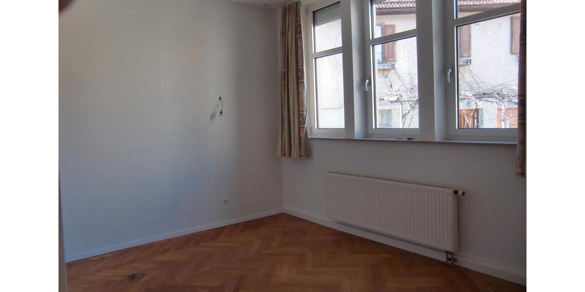 Einfamilienhaus Vaihingen an der Enz - 7 Zimmer, 370 m&sup2;, 559.000&euro; | Angebot:26423322