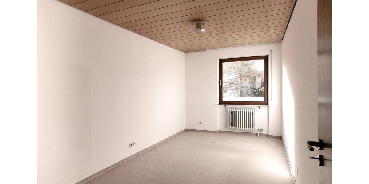 Gepflegtes Einfamilienhaus (Doppelhaus) in Stuttgart-Riedenberg 6 zimmer