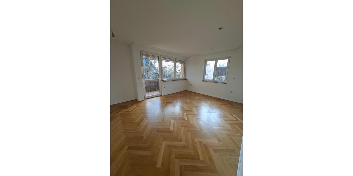 Etagenwohnung Esslingen am Neckar Hegensberg - 3 Zimmer, 74 m&sup2;, 900&euro; | Angebot:25043285
