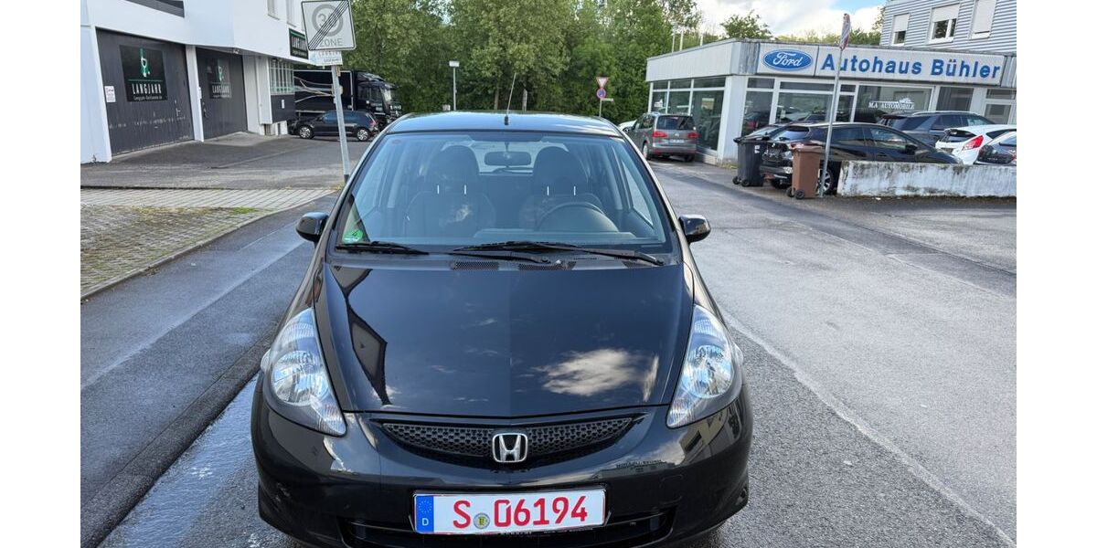 Honda Jazz 26.000 km 5.999 &euro; Fellbach 70736