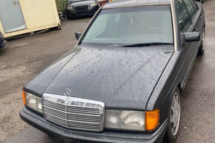 Mercedes-Benz 190 270.000 km 8.900 &euro; Stuttgart 70327