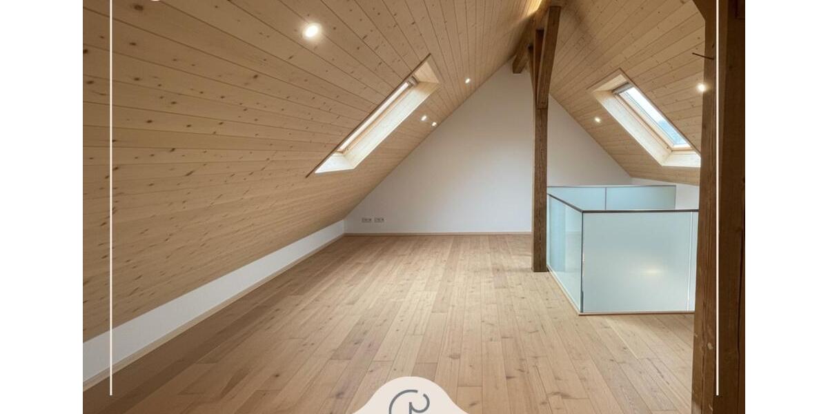 Dachgeschoßwohnung Stuttgart Luginsland - 3.5 Zimmer, 87 m&sup2;, 299.900&euro; | Angebot:26764453