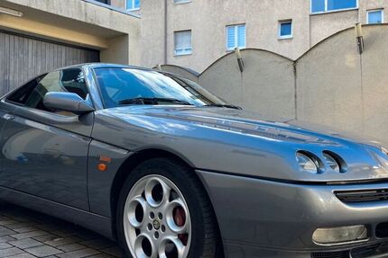 Alfa Romeo GTV