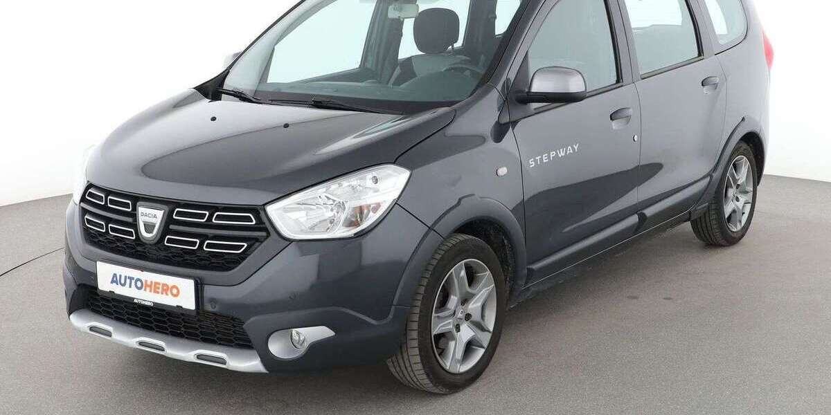 Dacia Lodgy 51.795 km 15.380 &euro; Stuttgart 70195