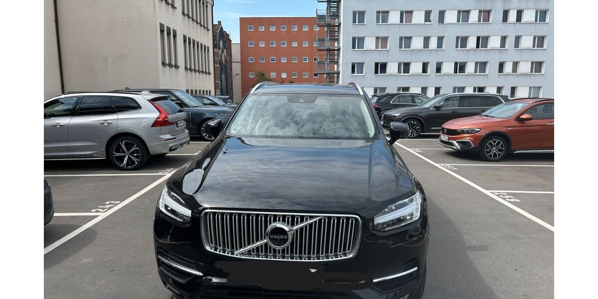Volvo XC90 155.000 km 27.000 € Filderstadt 70794