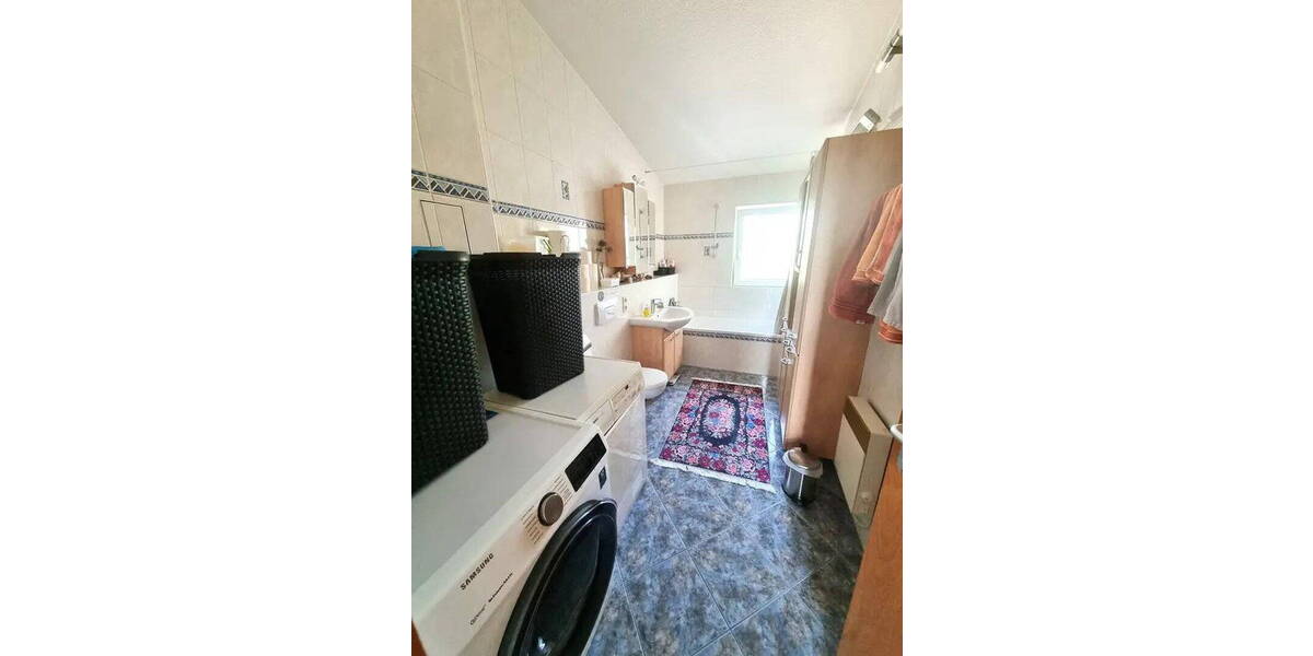 Reihenmittelhaus Stuttgart Feuerbach - 4 Zimmer, 110 m&sup2;, 679.000&euro; | Angebot:26253573