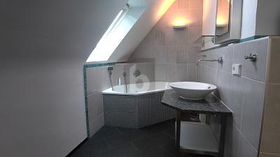 HELL UND HOCHWERTIG - GROßZÜGIG IN ESSLINGEN - Maisonettenwohnung Esslingen am Neckar Brühl | Angebot:27354766