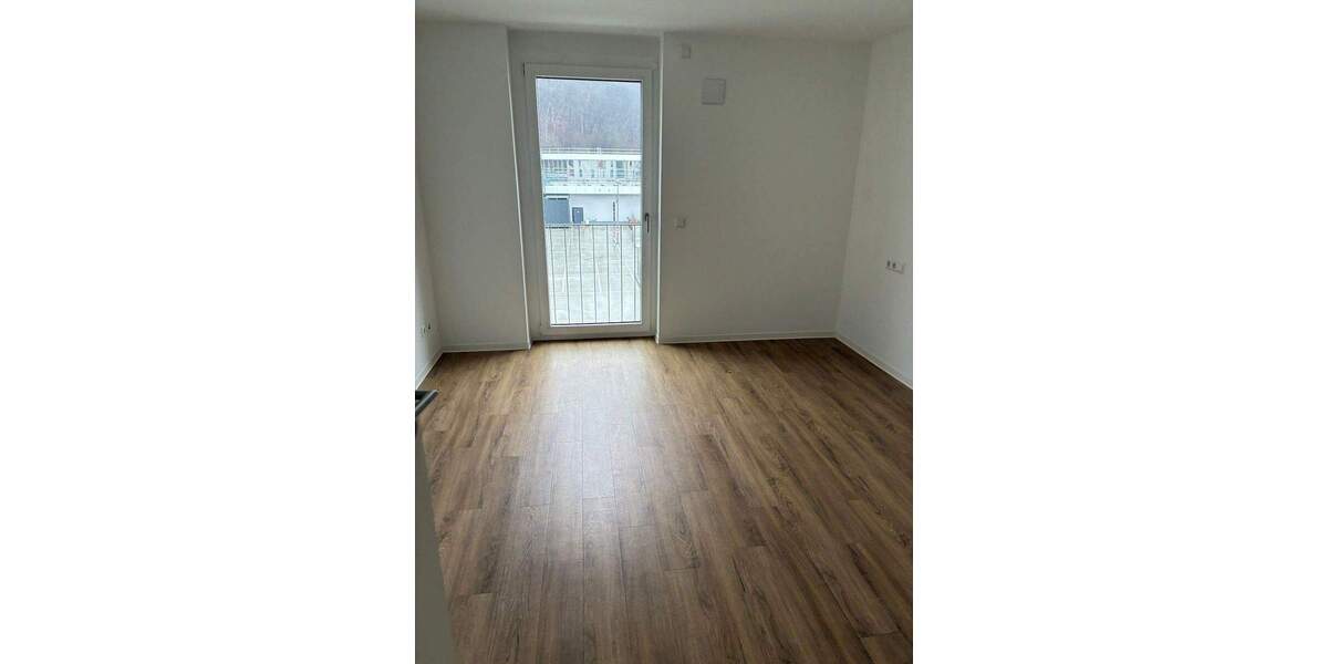 Etagenwohnung Esslingen am Neckar Weil - 4 Zimmer, 95 m&sup2;, 1.843&euro; | Angebot:25700605