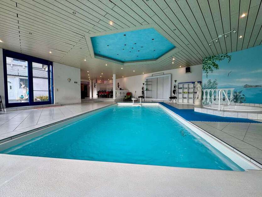 Haus zum Kaufen in Großbettlingen 900.000 € 206 m²