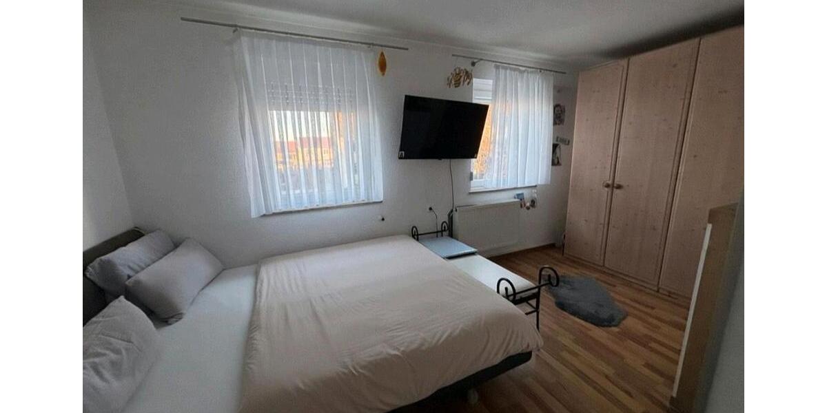 Reihenhaus Reutlingen Sondelfingen - 4 Zimmer, 98 m&sup2;, 370.000&euro; | Angebot:26942200