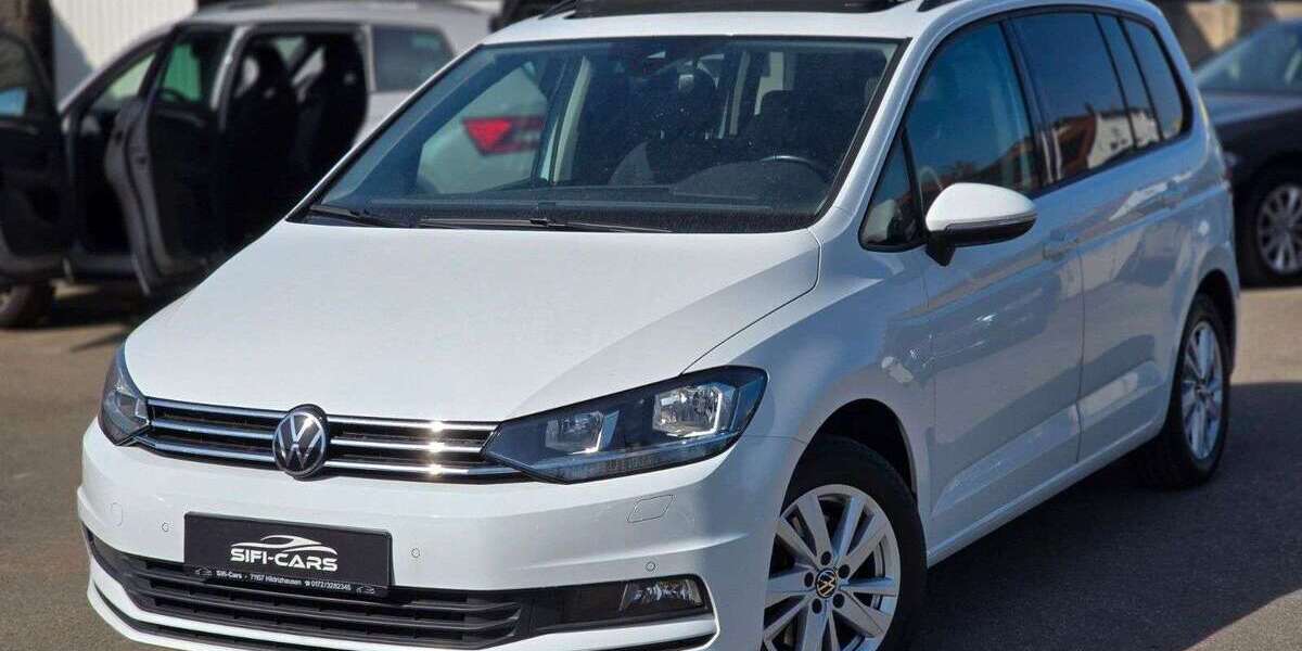 VW Touran 128.000 km 22.990 &euro; Hildrizhausen 71157