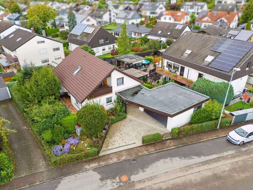 Haus zum Kaufen in Ebersbach an der Fils 549.000 € 210 m²