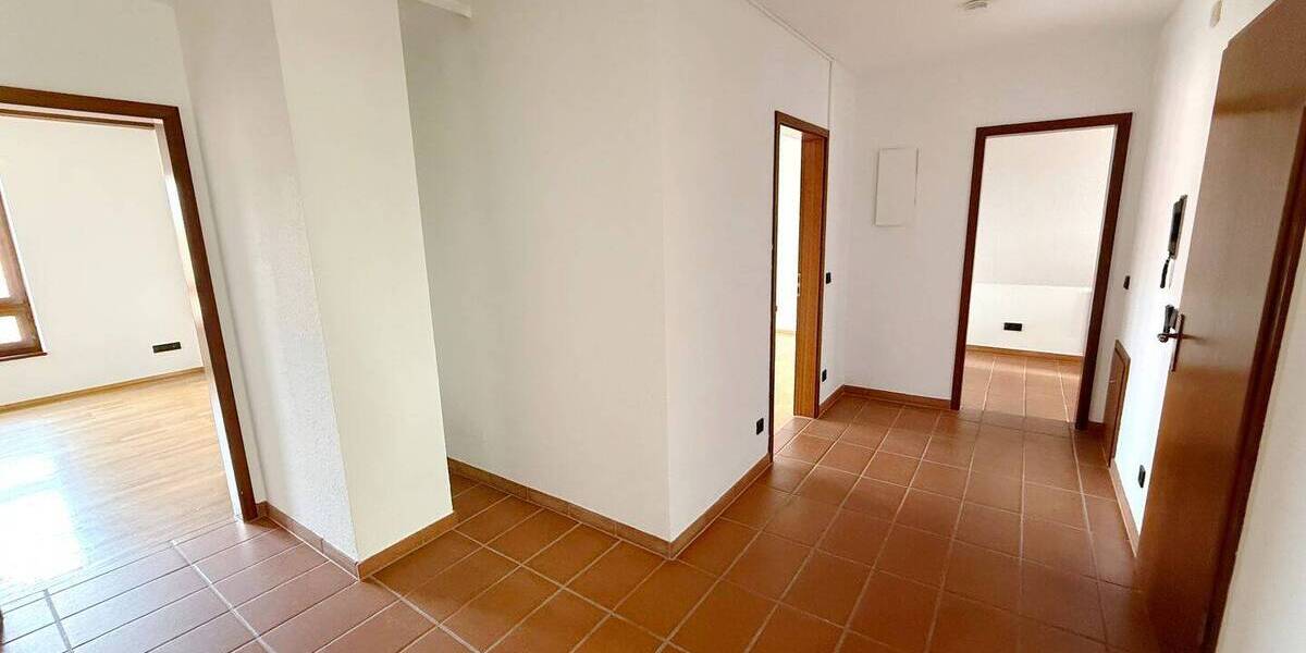Etagenwohnung Reichenbach an der Fils - 3 Zimmer, 82 m&sup2;, 850&euro; | Angebot:26359738