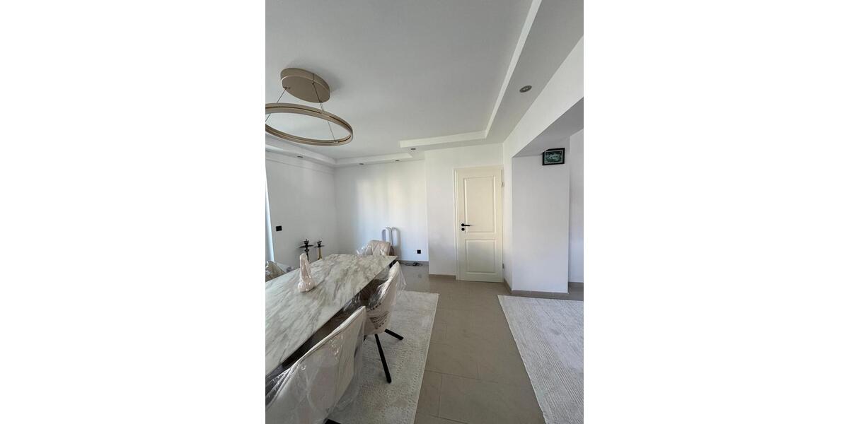 Doppelhaushälfte Ostfildern - 6 Zimmer, 147 m&sup2;, 2.790&euro; | Angebot:26122487