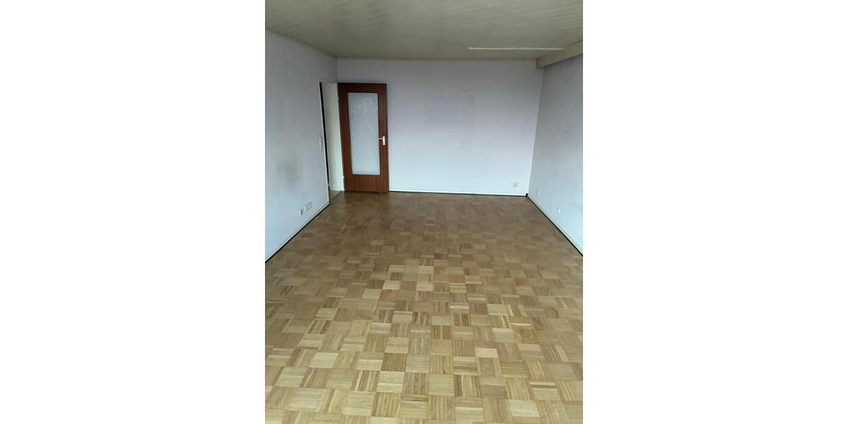 Etagenwohnung Ludwigsburg Hoheneck - 4 Zimmer, 91 m&sup2;, 1.200&euro; | Angebot:24876925