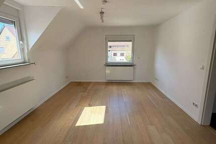 Wohnung Stuttgart Mühlhausen - 2.5 Zimmer, 67 m&sup2;, 1.050&euro; | Angebot:26568457