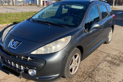 Peugeot 207 168.000 km 3.333 &euro; Esslingen 73734