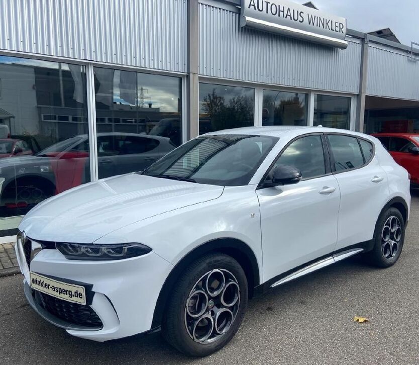 Alfa Romeo Tonale 36.950 km 27.900 € Asperg 71679
