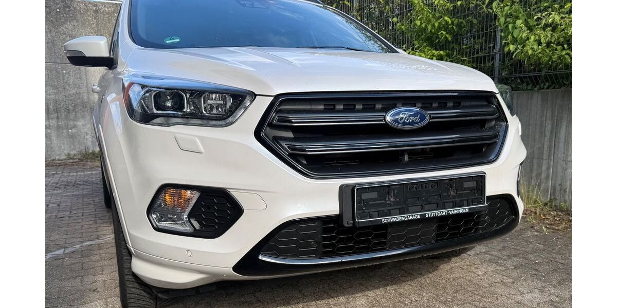 Ford Kuga 83.252 km 14.999 &euro; Sindelfingen 71065