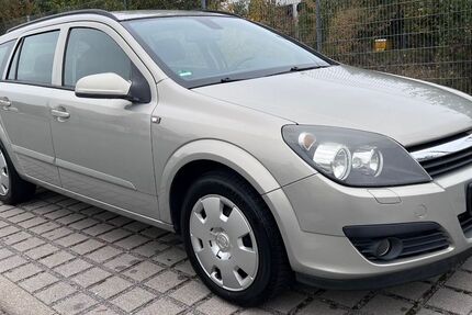 Opel Astra 130.000 km 4.400 € Waldenbuch 71111