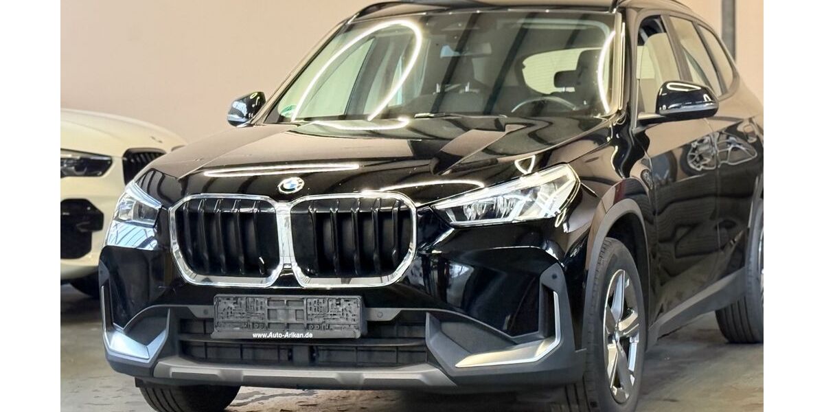 BMW X1 130.000 km 27.900 € Stuttgart 70374