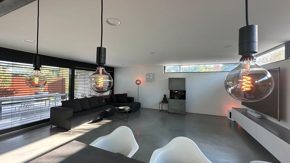 Exklusiver Bungalow Einfamilienhaus mit Pool