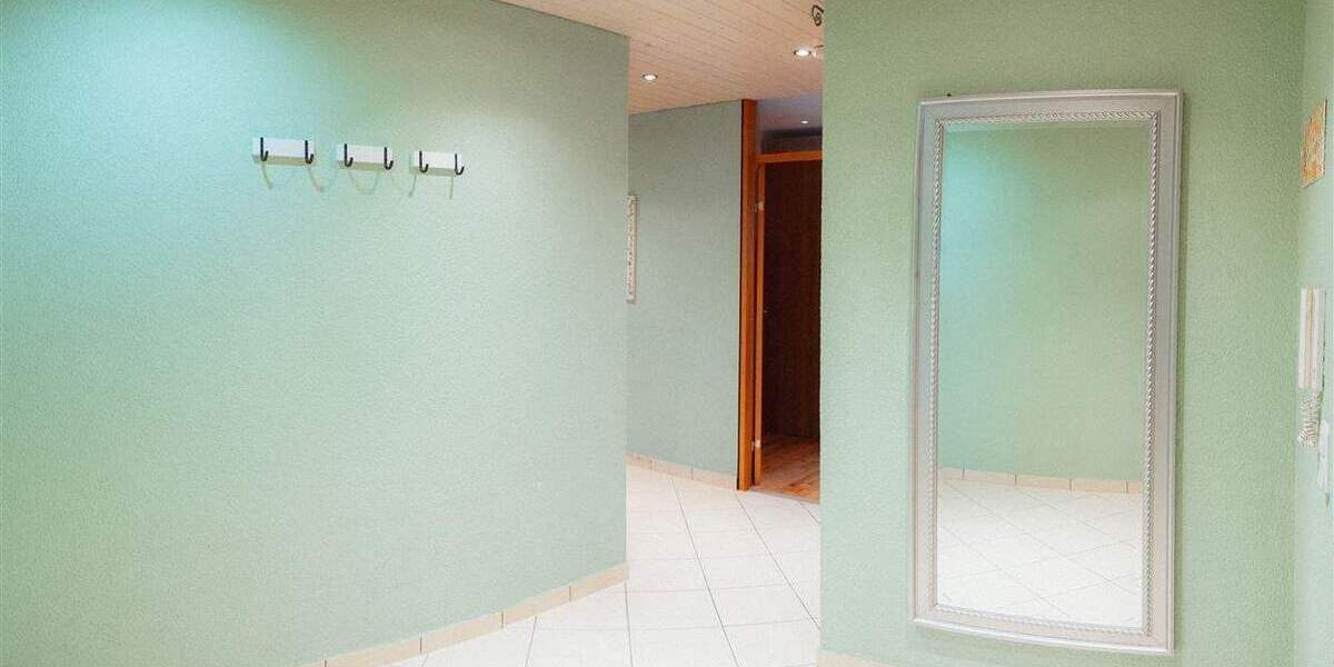 Etagenwohnung Sindelfingen Maichingen - 3 Zimmer, 99 m&sup2;, 299.000&euro; | Angebot:25678562