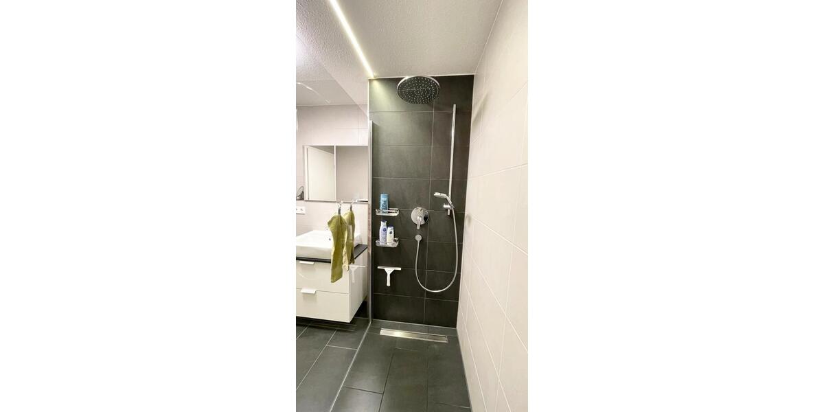Etagenwohnung Waldenbuch - 2.5 Zimmer, 77 m&sup2;, 349.000&euro; | Angebot:26876361
