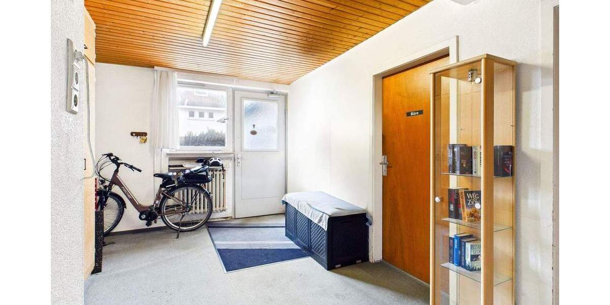 Das perfekte Duo: Zweifamilienhaus mit eigener Werkstatt & flexiblen Wohnmöglichkeiten 6 zimmer