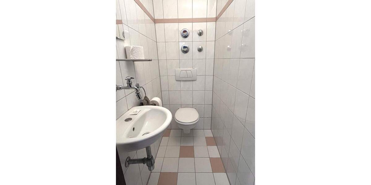 Etagenwohnung Leonberg Eltingen - 3 Zimmer, 74 m&sup2;, 248.000&euro; | Angebot:25476434