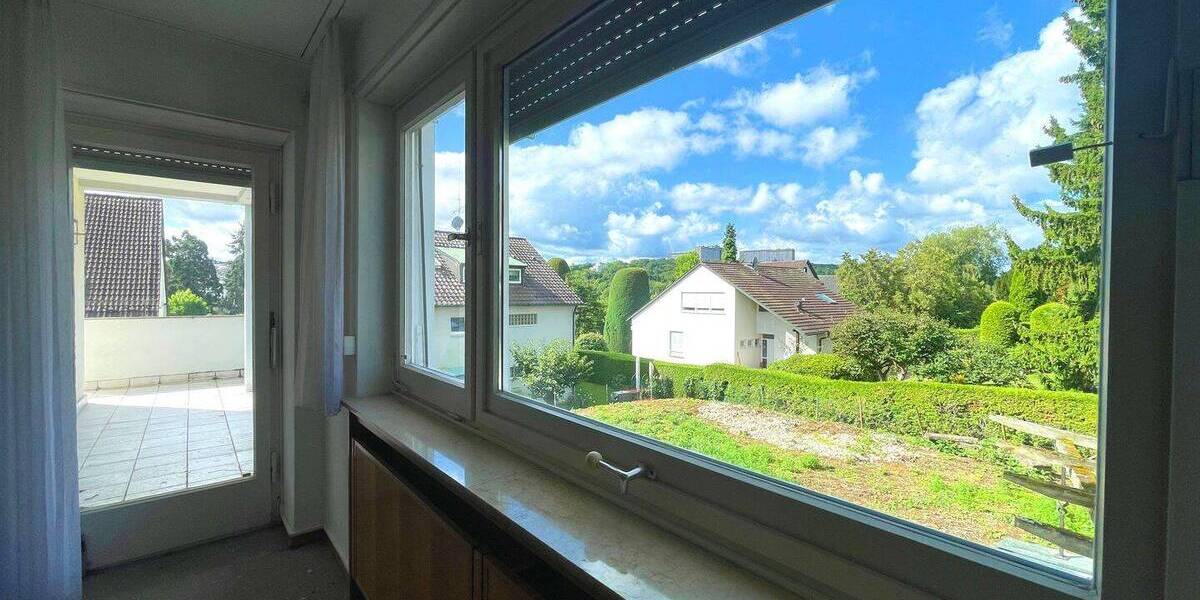 Einfamilienhaus Stuttgart Schönberg - 9 Zimmer, 250 m&sup2;, 1.200.000&euro; | Angebot:22602252