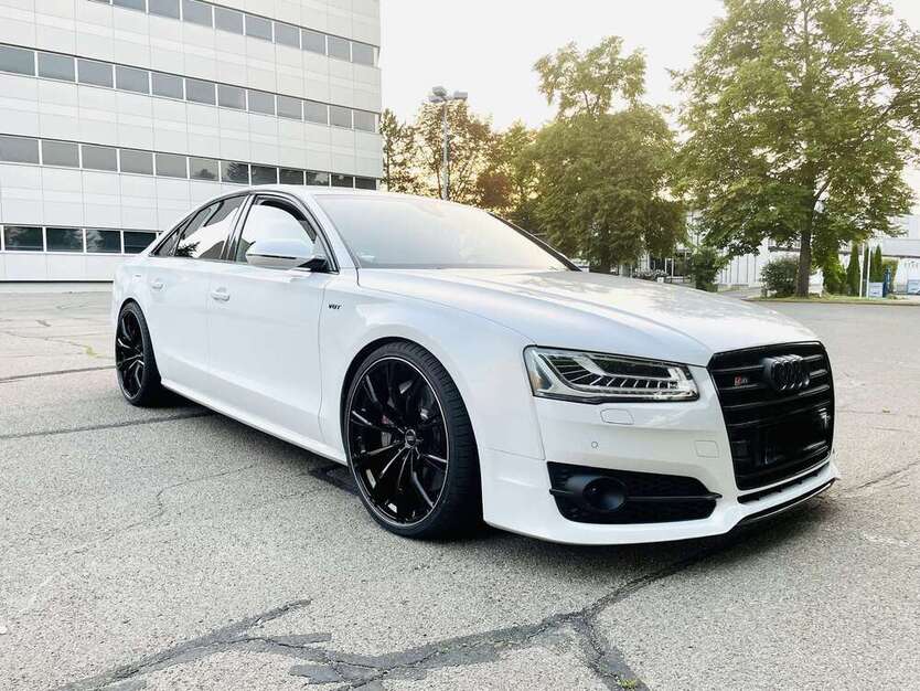 S8